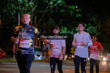 Runner Photo 1831159
