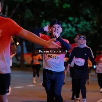 Runner Photo 1831170