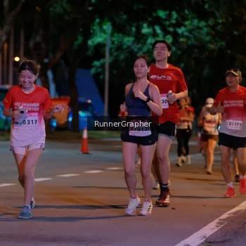 Runner Photo 1831252