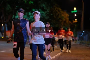 Runner Photo 1831260