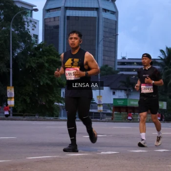 Runner Photo 1831266