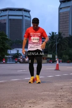 Runner Photo 1831363