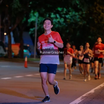 Runner Photo 1831473