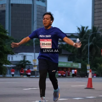 Runner Photo 1831672