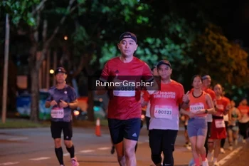 Runner Photo 1832023