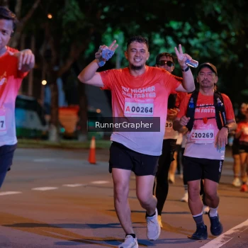 Runner Photo 1832112