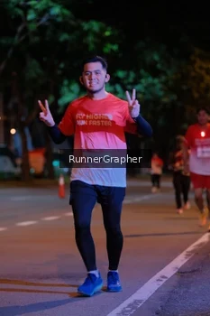 Runner Photo 1832240