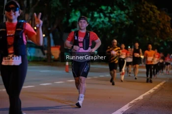 Runner Photo 1832255