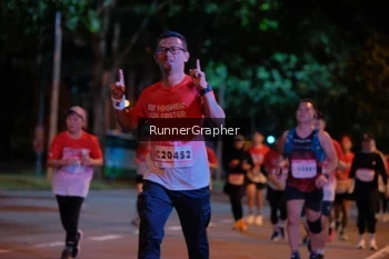 Runner Photo 1832313