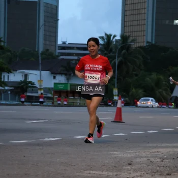 Runner Photo 1832363