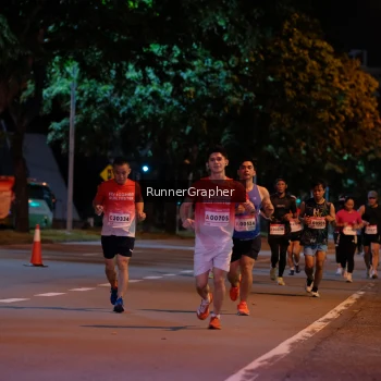 Runner Photo 1832376