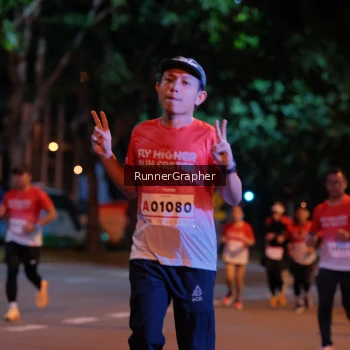 Runner Photo 1832432
