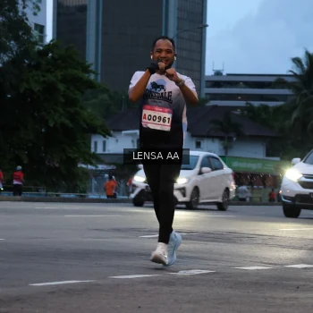 Runner Photo 1832447
