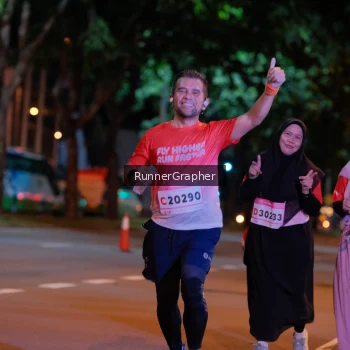 Runner Photo 1832571