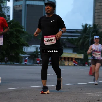 Runner Photo 1832599