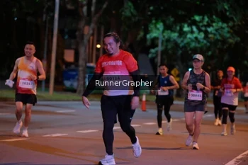 Runner Photo 1832656