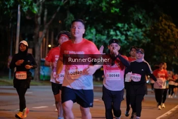 Runner Photo 1832854