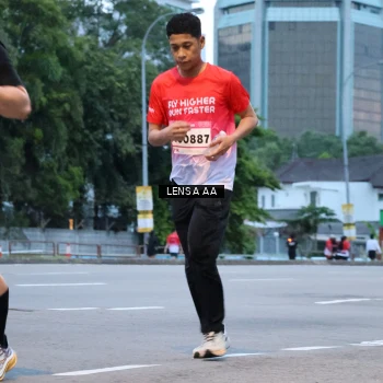 Runner Photo 1832894