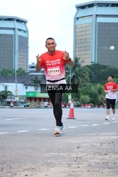 Runner Photo 1833119