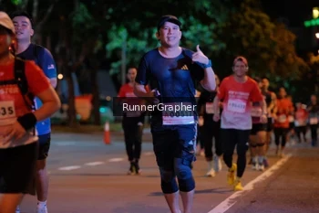 Runner Photo 1833349