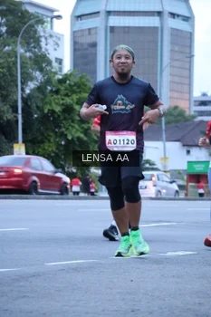Runner Photo 1833364