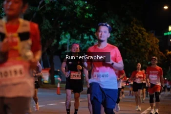 Runner Photo 1833478