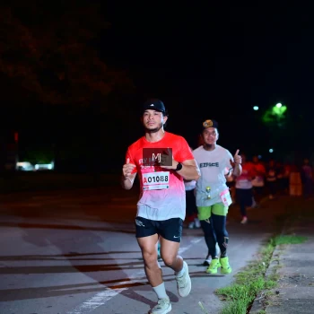 Runner Photo 1833486