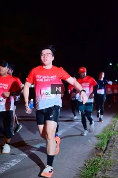 Runner Photo 1833518