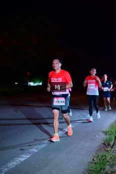 Runner Photo 1833552
