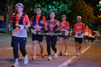 Runner Photo 1833574