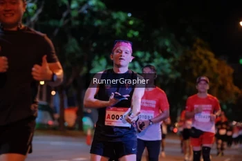 Runner Photo 1833604