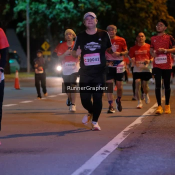 Runner Photo 1833696