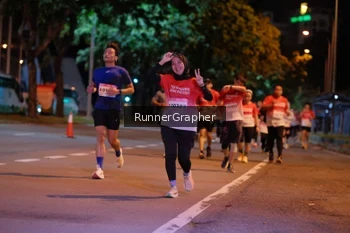 Runner Photo 1833698
