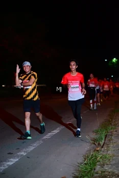 Runner Photo 1833726