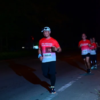 Runner Photo 1833804