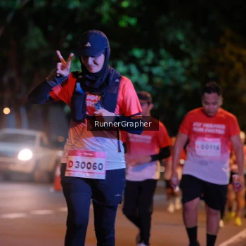 Runner Photo 1833843