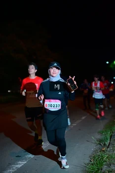 Runner Photo 1834024
