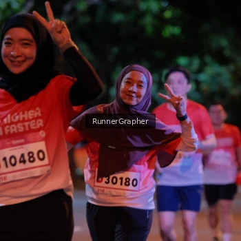 Runner Photo 1834219