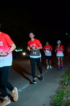 Runner Photo 1834268