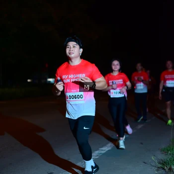 Runner Photo 1834512