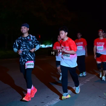 Runner Photo 1834546