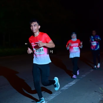 Runner Photo 1834660