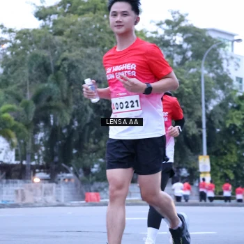 Runner Photo 1834680