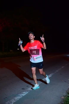 Runner Photo 1835037