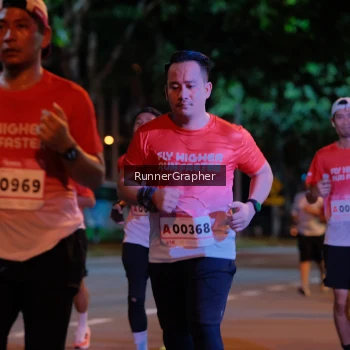 Runner Photo 1835083