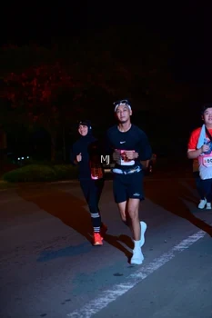 Runner Photo 1835090