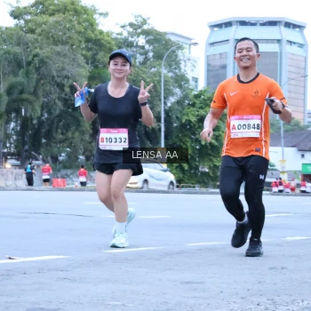 Runner Photo 1835100