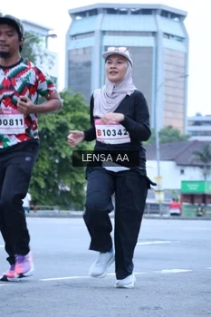 Runner Photo 1835144