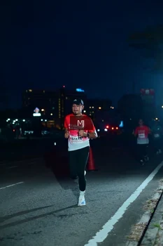 Runner Photo 1835395