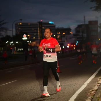 Runner Photo 1835674